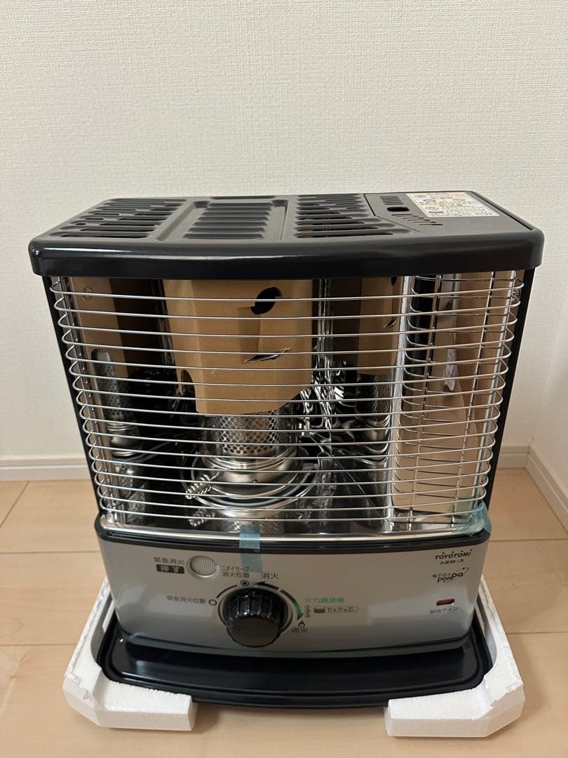 [未使用品]　TOYOTOMIトヨトミ　RS-S24D石油ストーブ