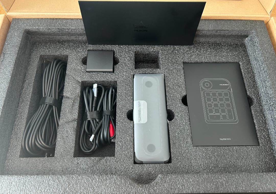 【ほぼ新品】Huion Kamvas Pro 19 液晶ペンタブレット