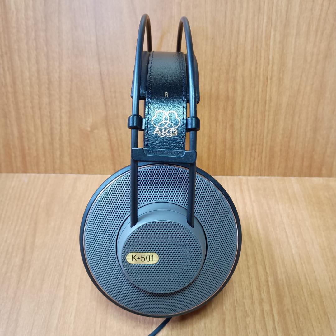 AKG K501 有線ヘッドホン