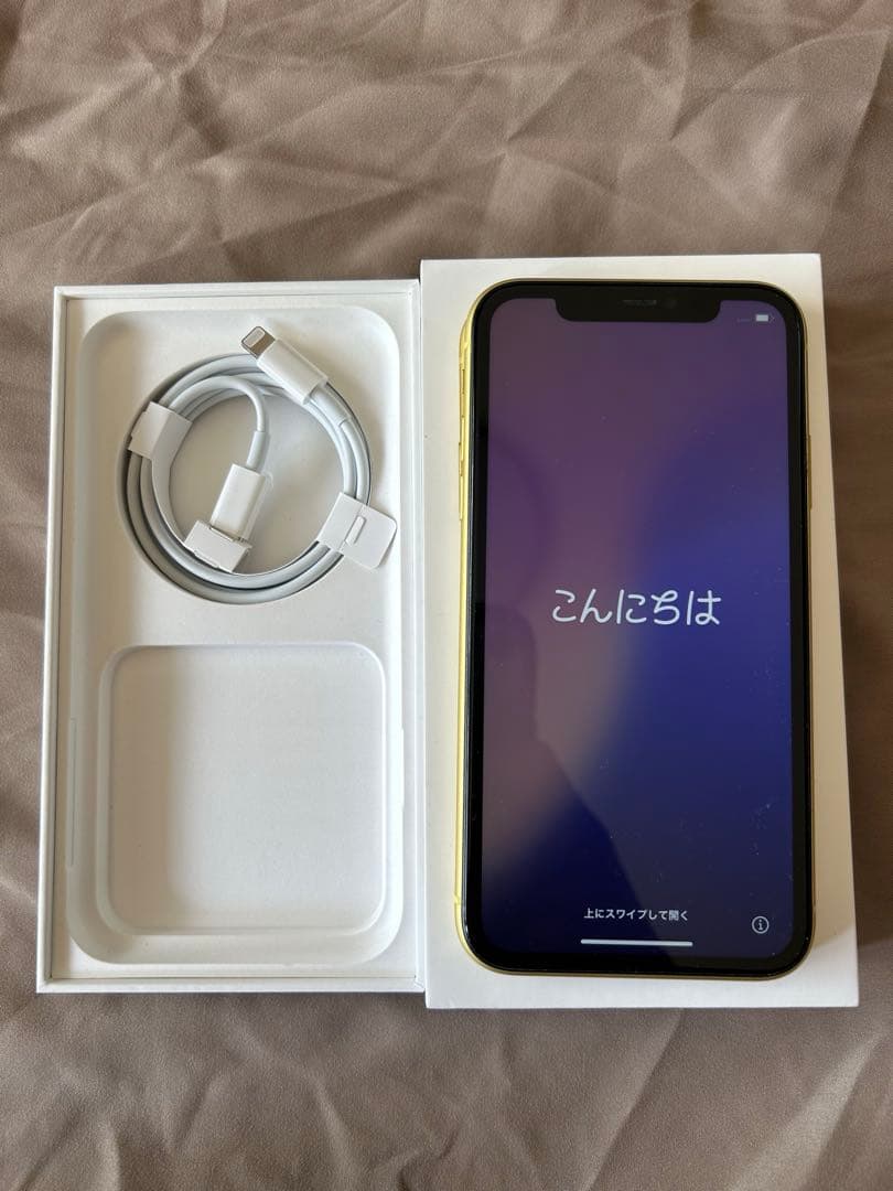 iPhone11 64GBイエロー