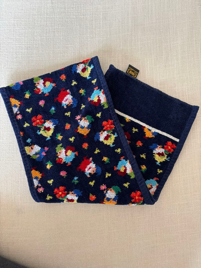 【新品未使用】フェイラー小人柄　フィットネスタオル