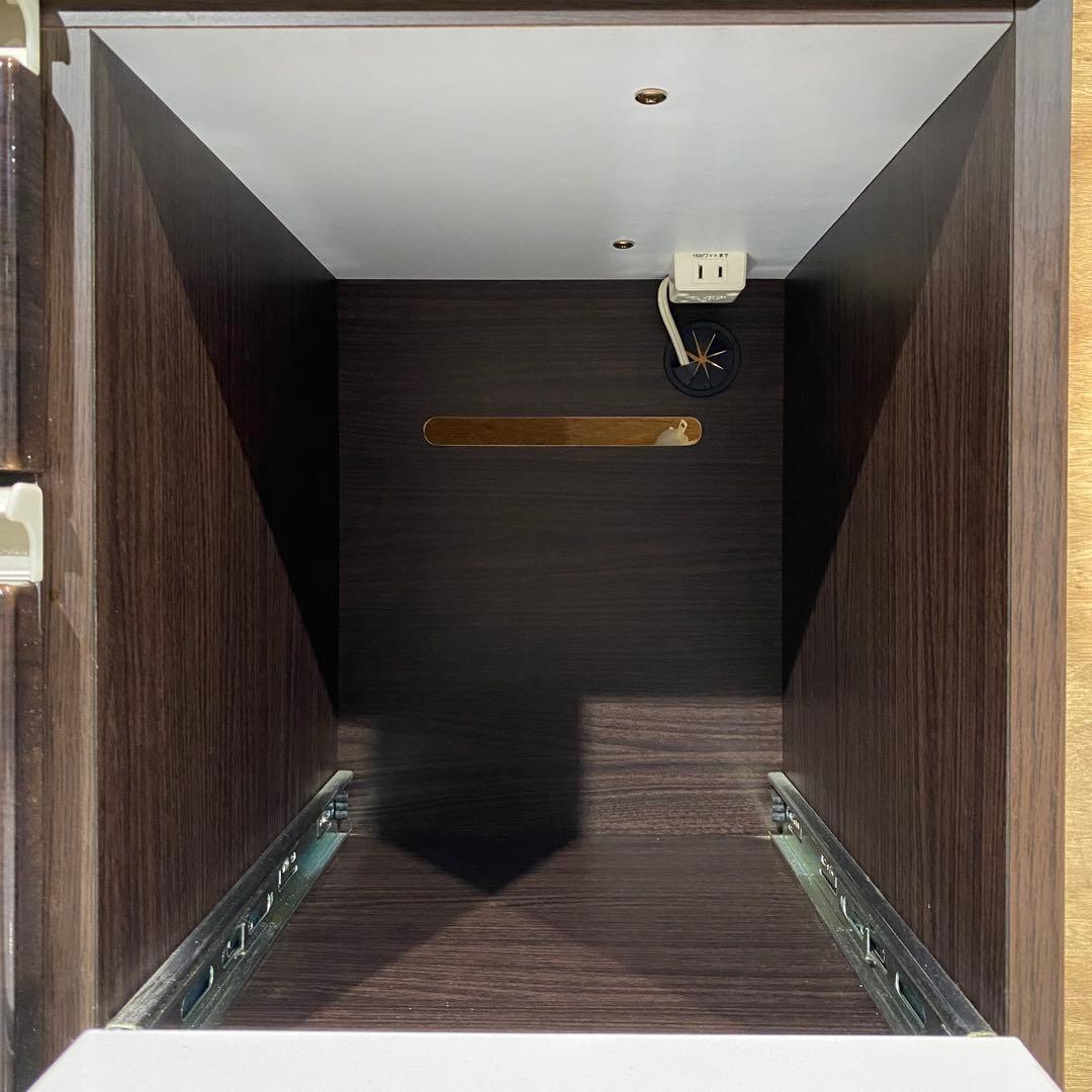 カエル　△【期間限定】ニトリ キッチンボード アルミナ2 100BK