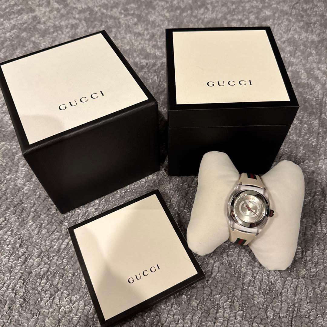 GUCCI Sync ホワイトラバーベルト 時計