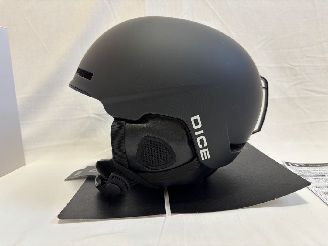 【送料無料】 DICE (ダイス) D8 軽量 スキー スノーボード ヘルメット