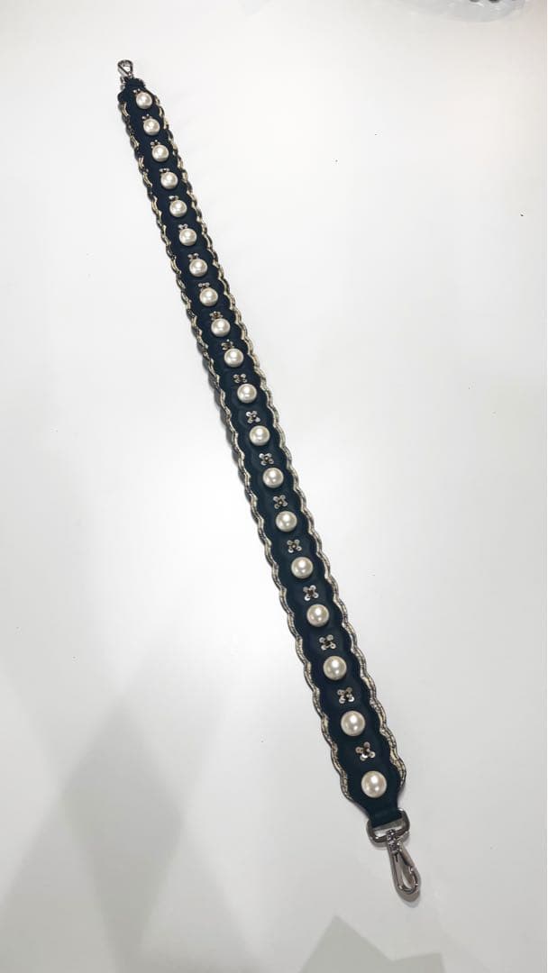 【美品⭐︎】FENDI フェイクパール パイソン ショルダーストラップユー