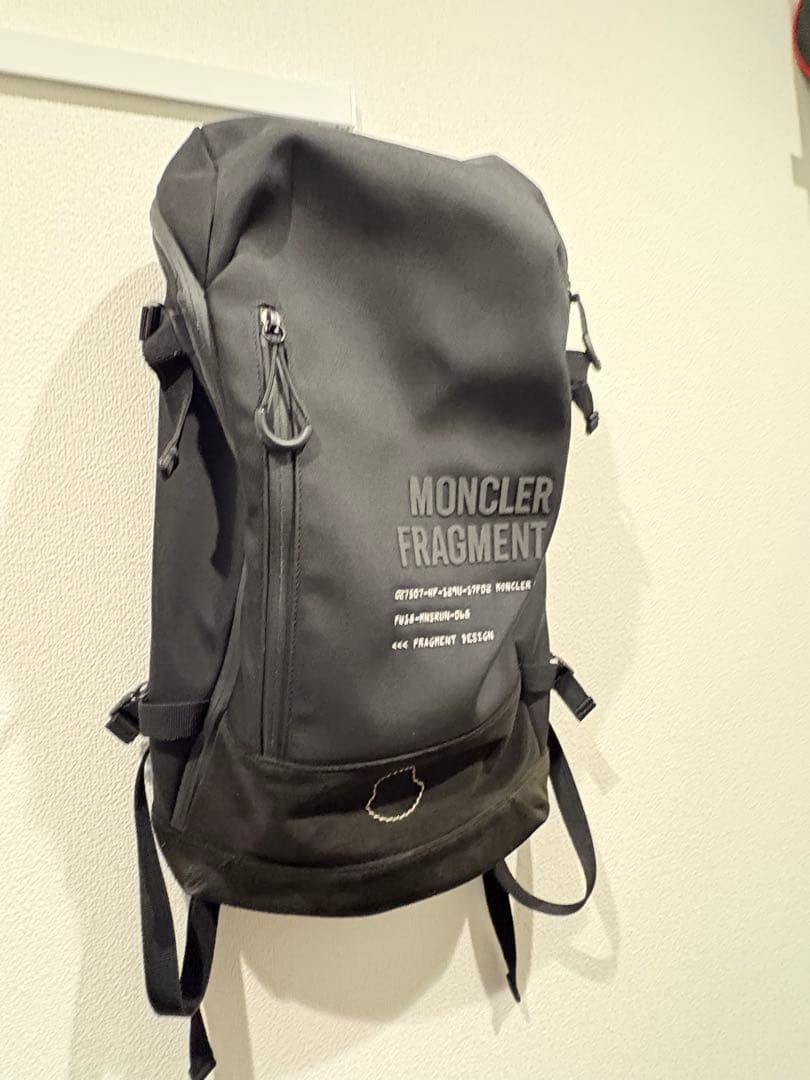 MONCLER FRAGMENT 黒 バックパック　リュック　4K103