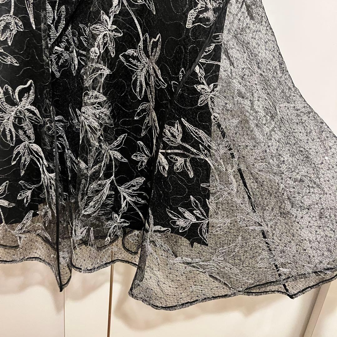 【FRAY I.D】新品タグ付き / M / カーブパネルエンブロイダリードレス