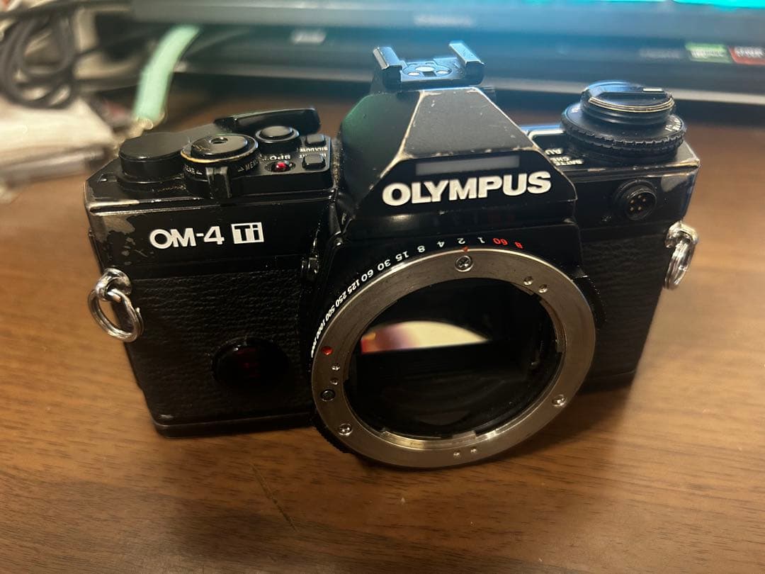 オリンパス　om-4tiボディー　ブラック　難あり