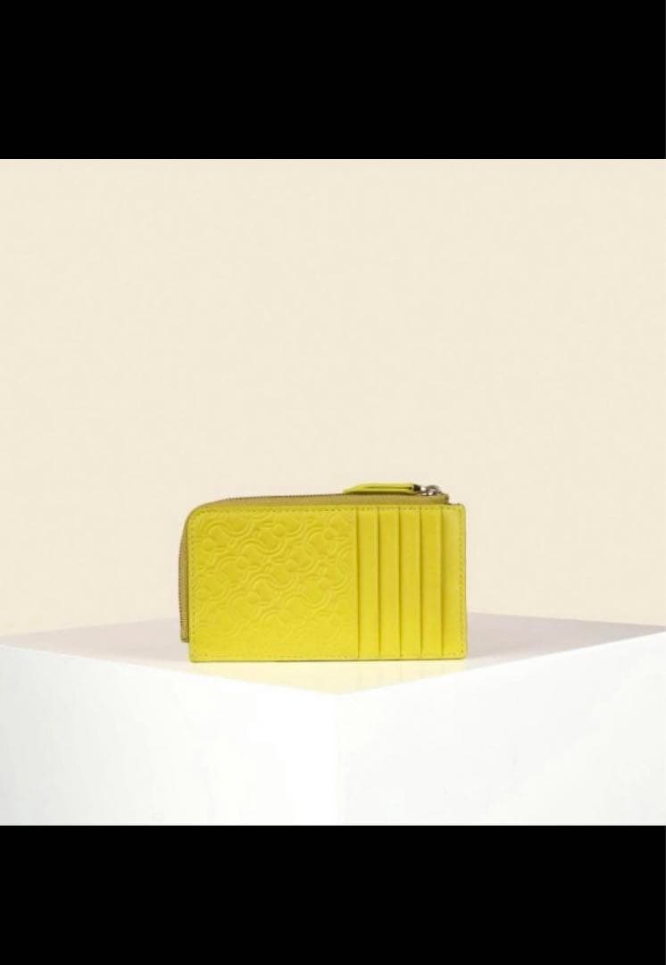 カフネ　C ロック L ジップ カードホルダー