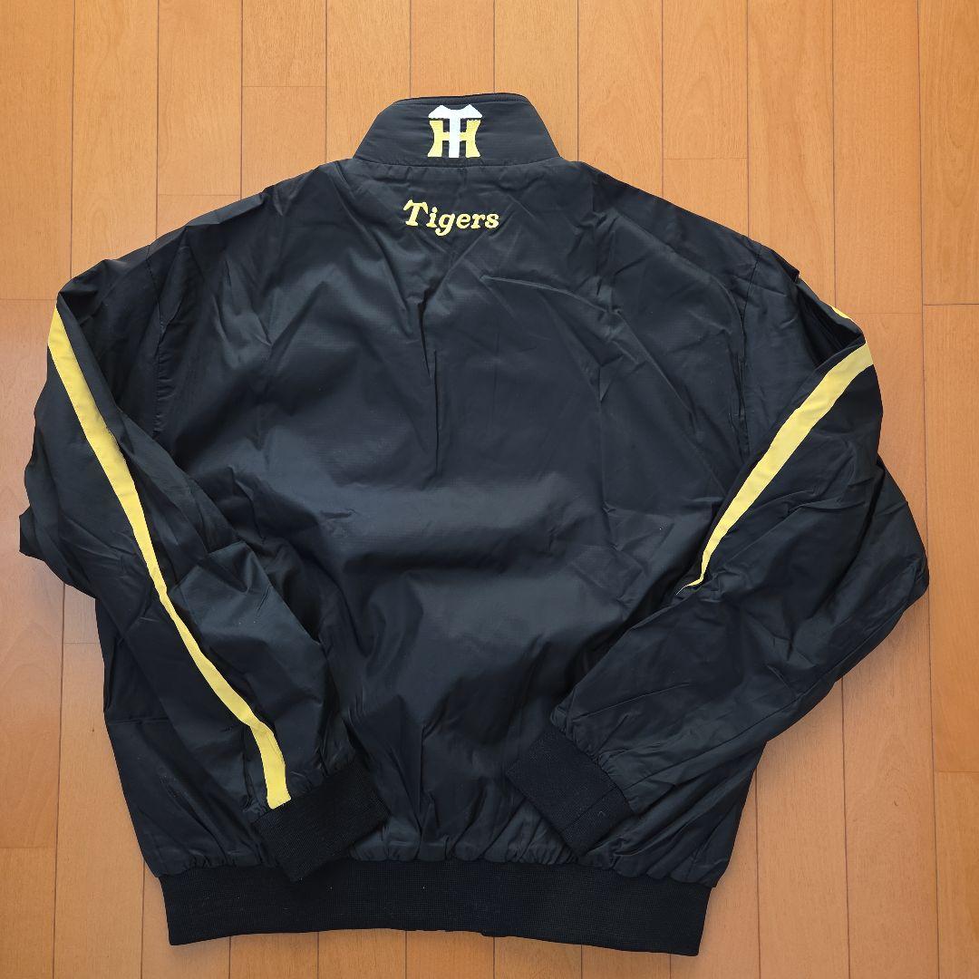 (新品未使用)阪神タイガースブルゾンLLサイズ
