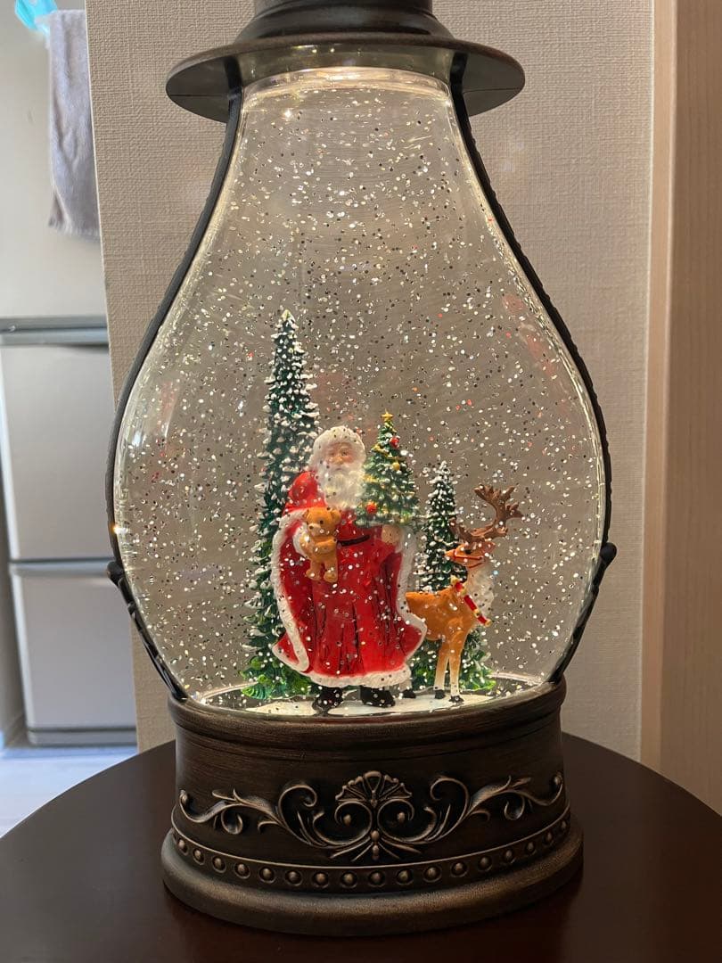 【迫力満点！】クリスマス　ランタン型　スノードーム　ウォーターグローブ　ライト