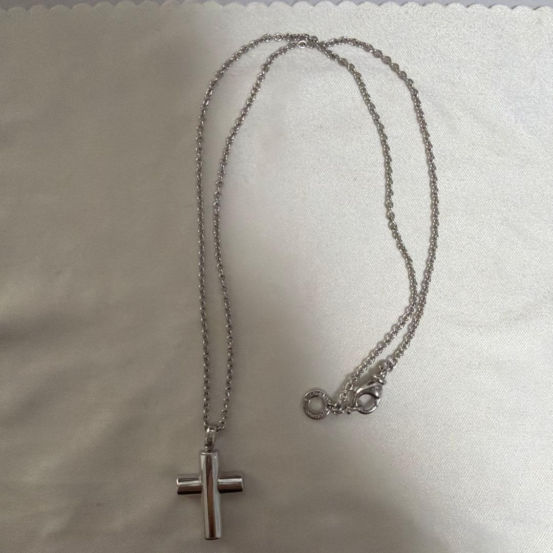 ブルガリ　ネックレス　十字架