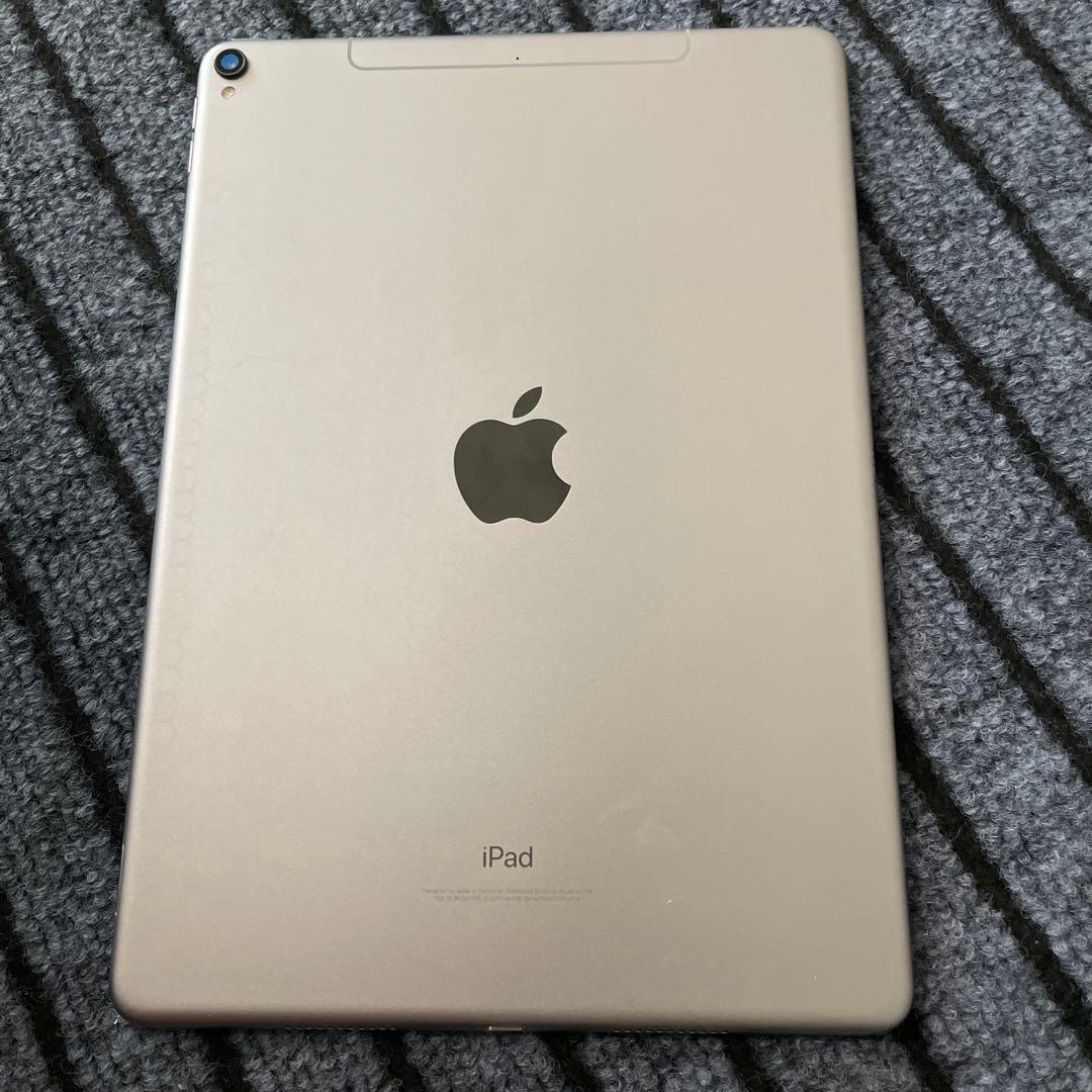 214 iPad Pro 10.5 512GB SIMフリー　グレイ