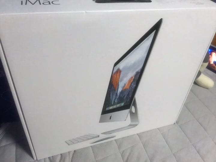 ディスプレイ・モニター本体 Apple iMac 21.5inch