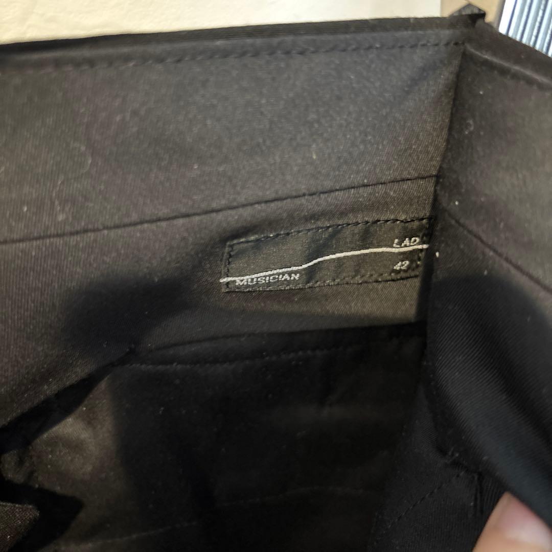 ワイドテーパードパンツ