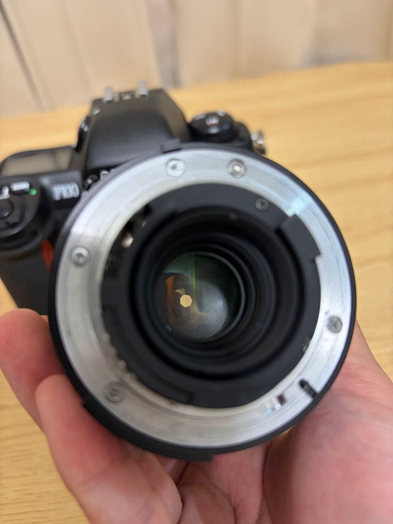 Nikon F100 一眼レフカメラ レンズ付き