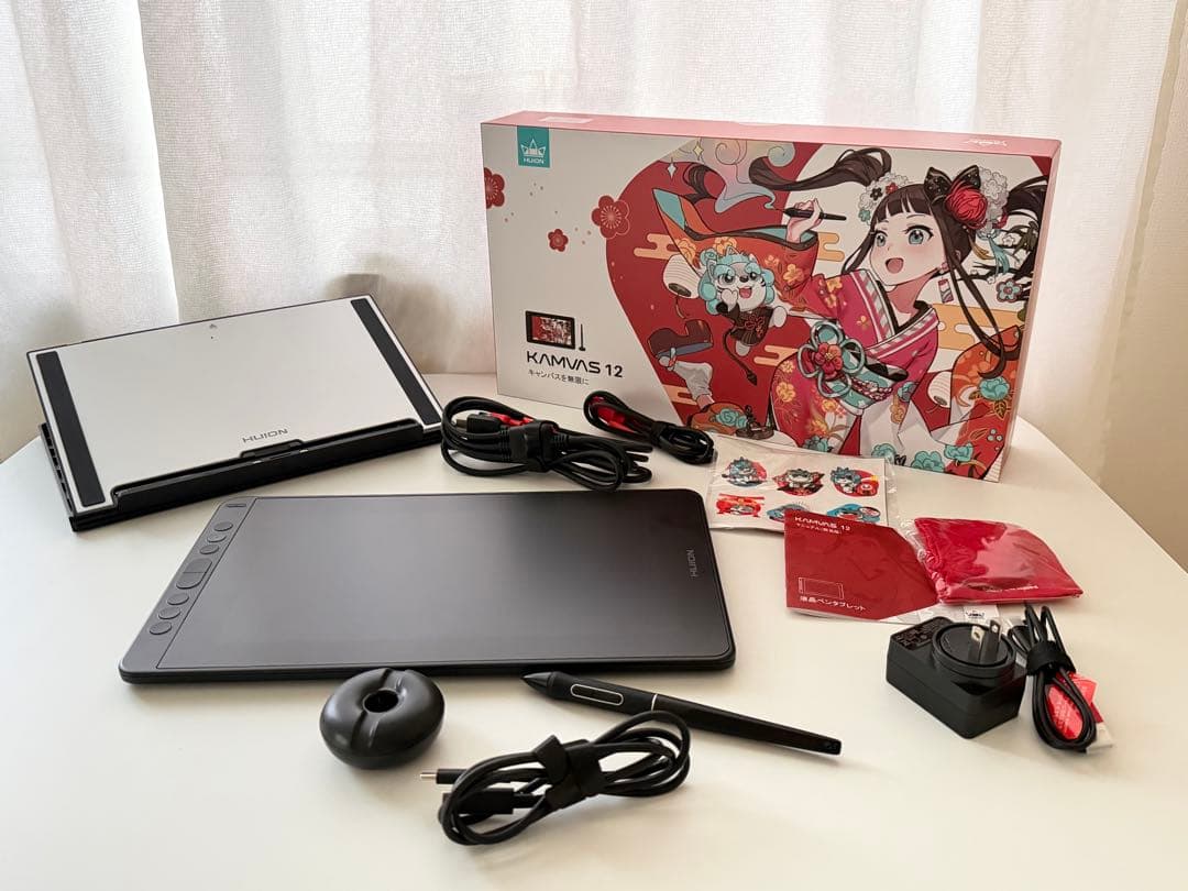【美品】HUION Kamvas12 豪華版 液タブ 箱付き 付属品完備