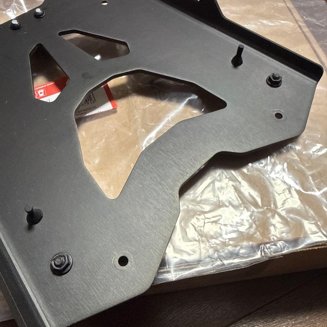 モノキー専用ベースプレート GIVI SRA5143  R1300GS