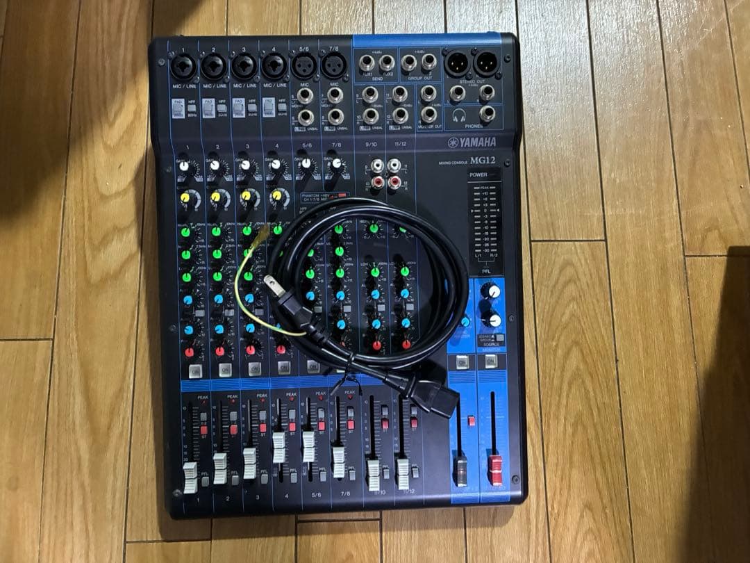 YAMAHA アナログミキサー　MG12