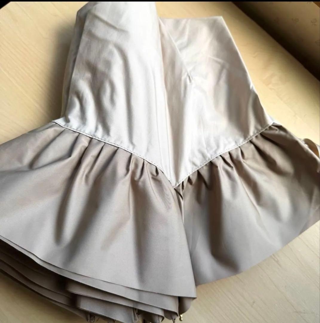 ★新品★GRACY　晴雨兼用　日傘　楽折１級遮光　遮熱　ペプラムフリル　ベージュ