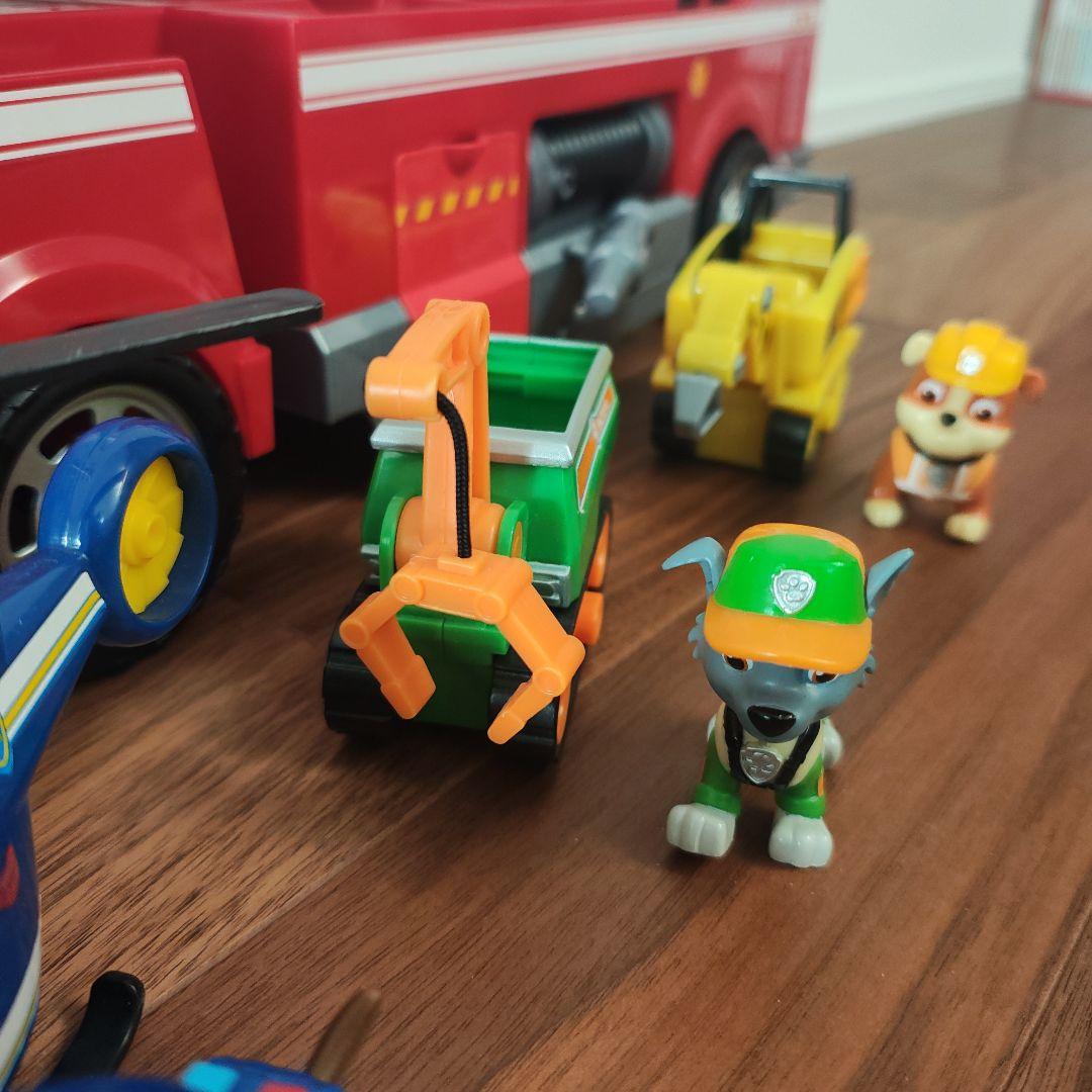 パウ・パトロール アルティメットファイヤートラック スペシャルセット+おまけ