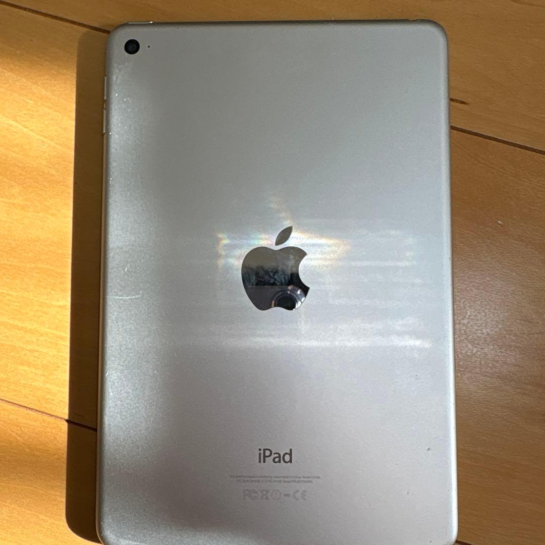iPad mini 4 Wi-Fi 64GB シルバー　箱あり