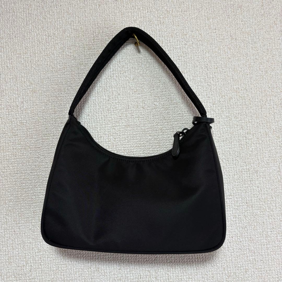 美品プラダ PRADA Re-Edition 2000 ミニバッグ ハンドバッグ
