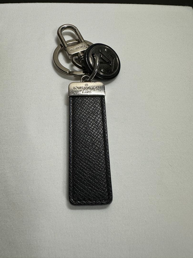 Louis Vuitton タイガ キーリング