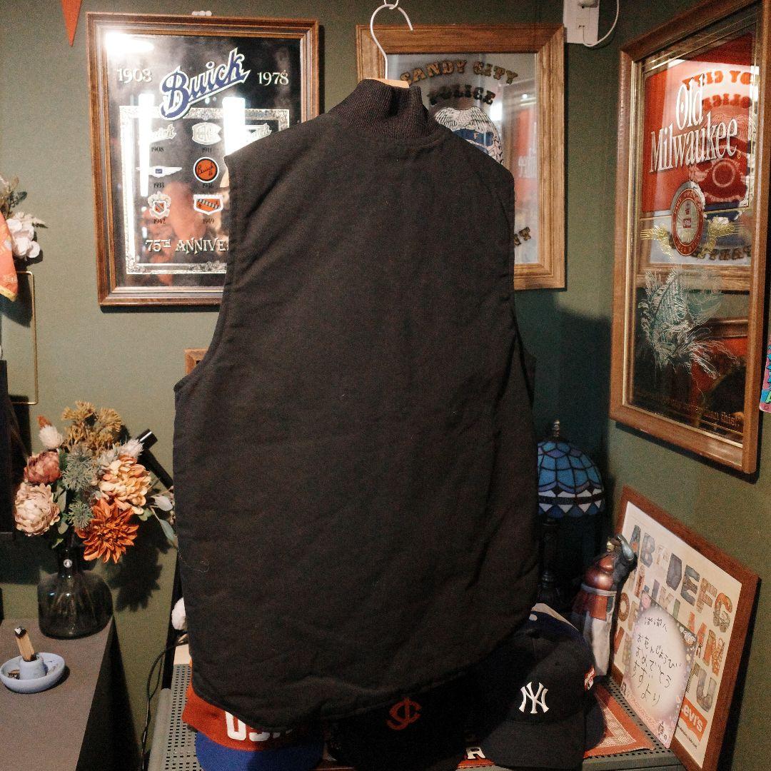 Carhartt ダックベスト 企業