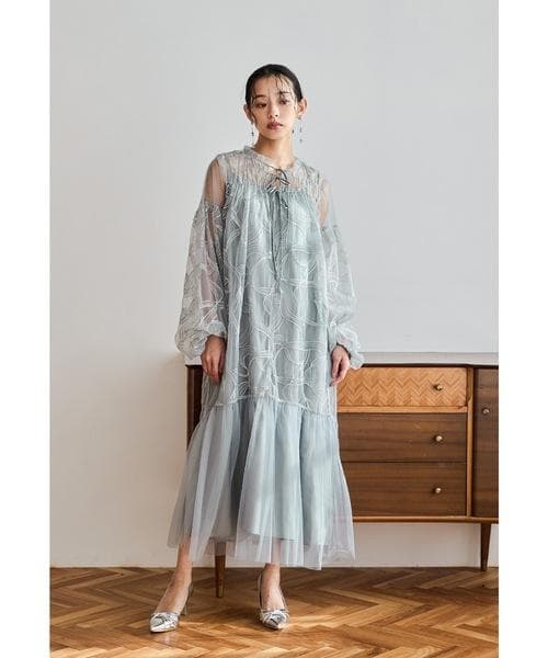 美品 niana ニアナ リボンエンブロイダリーレイヤードドレス L 大きい