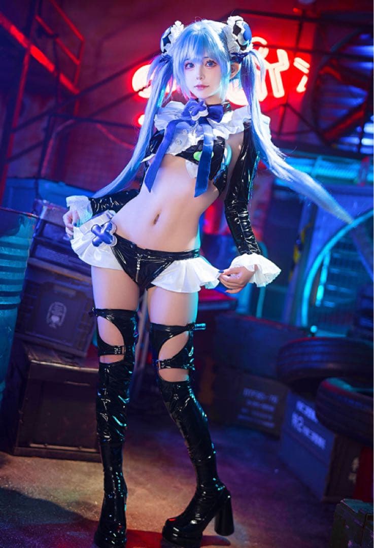 にゃこす製 勝利の女神NIKKE ヘンゼル Mサイズ ウィッグ付き