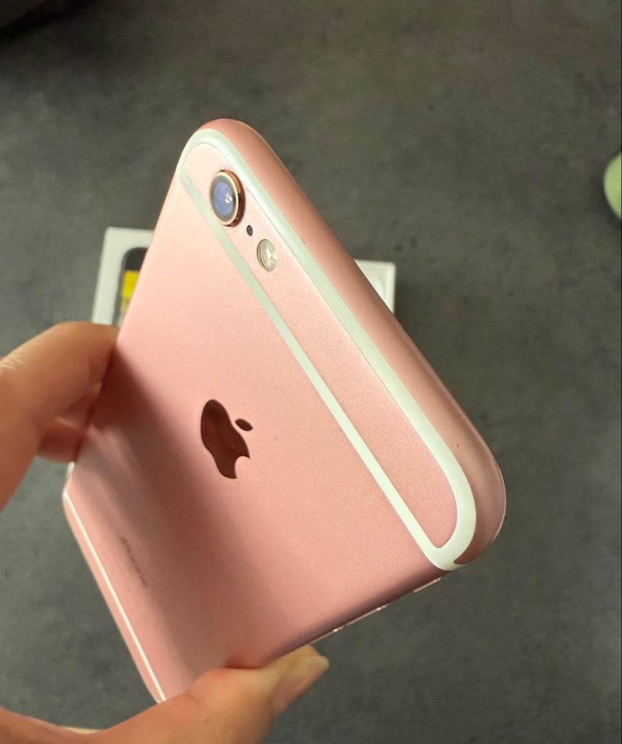 美品✩Apple iPhone 6s ローズゴールド