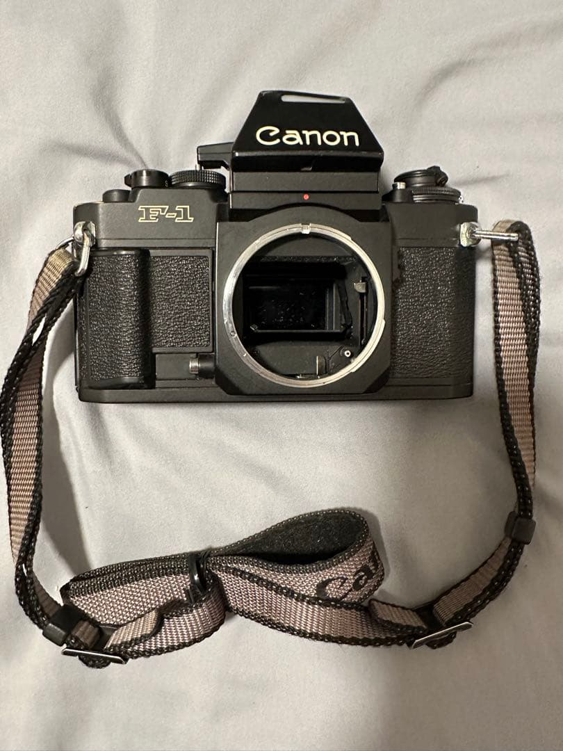 【ジャンク品】Canon New F-1 ＋ FD 135mm F2.5