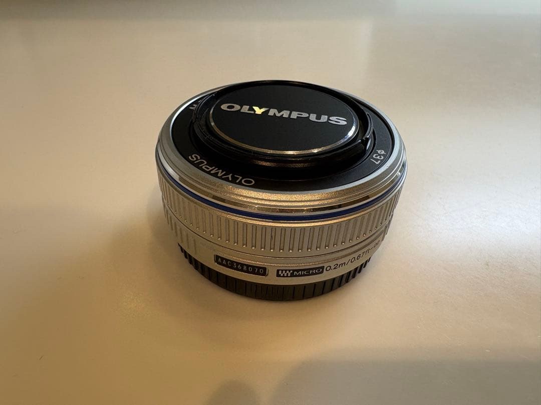 M.ZUIKO DIGITAL 17mm f/2.8 パンケーキレンズ