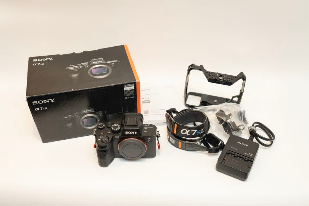 SONY α7SIII ミラーレス一眼【おまけ付】