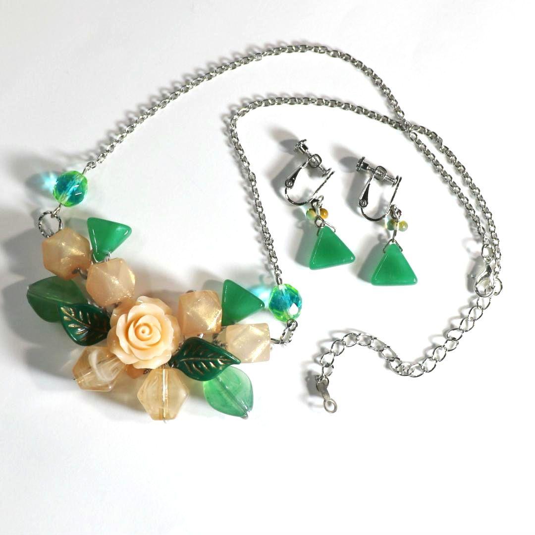 ネックレス9点＆イヤリング3点