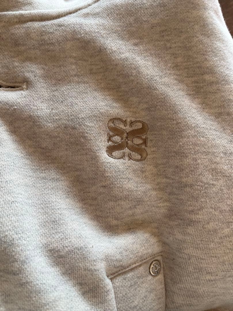 SATUR ジップパーカー