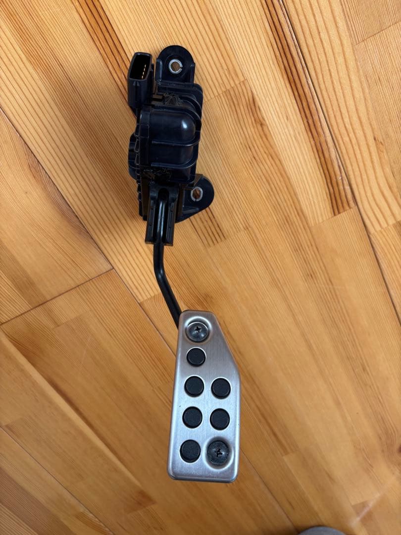 スイフトスポーツzc31s スーパーアクセル2