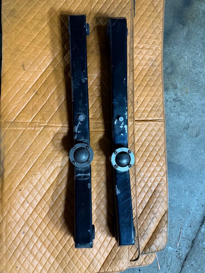 インパラ　リアロアアーム