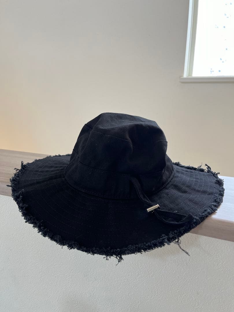 JACQUEMUS ビーチハット