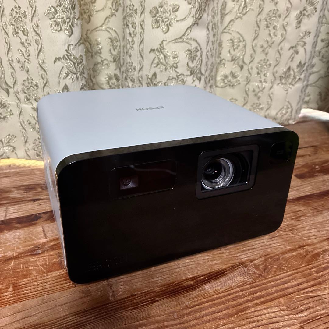 EPSON dreamio EF-21G [スモークアイスグリーン]