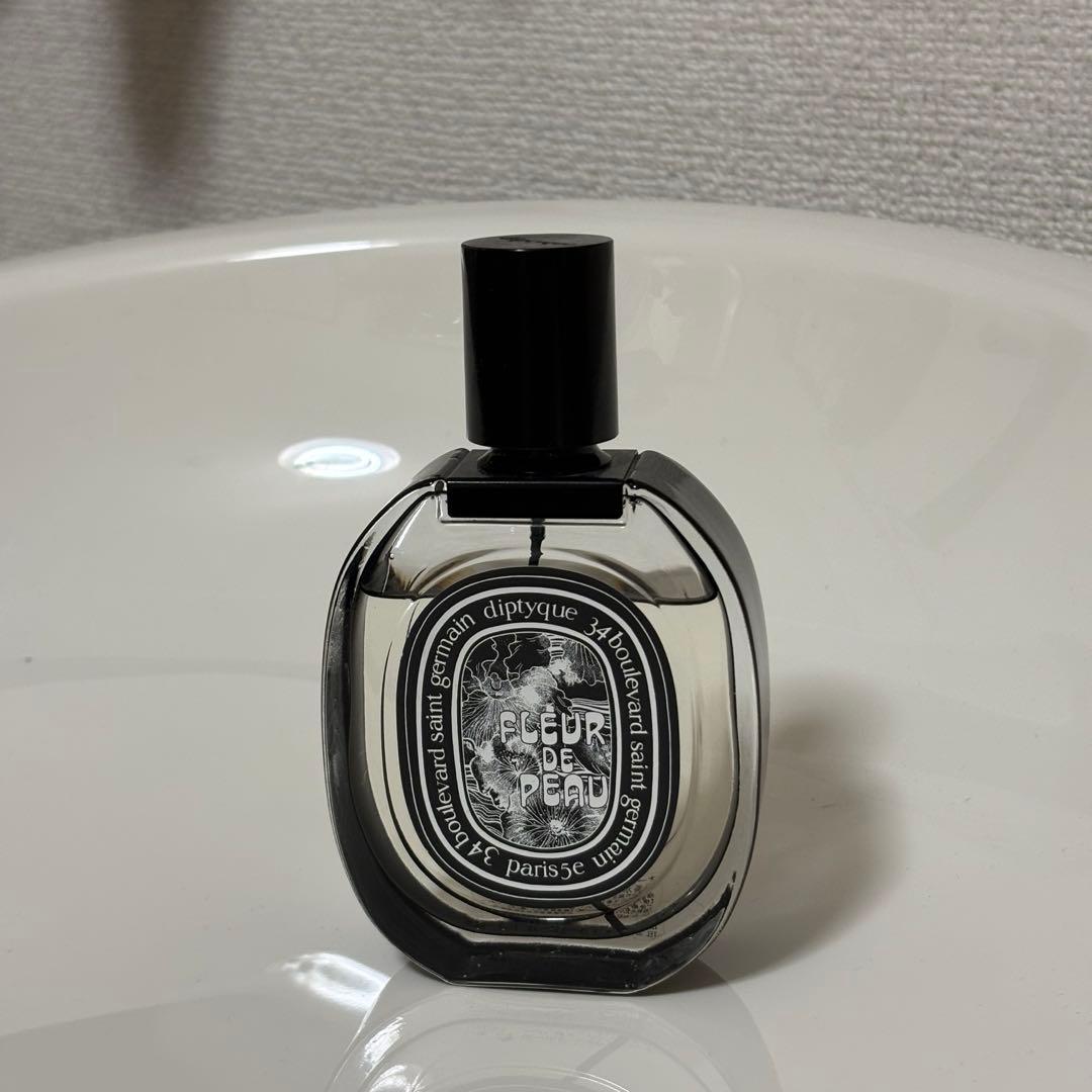 diptyque FLEUR DE PEAU 75ml 香水　箱無し　開封済み