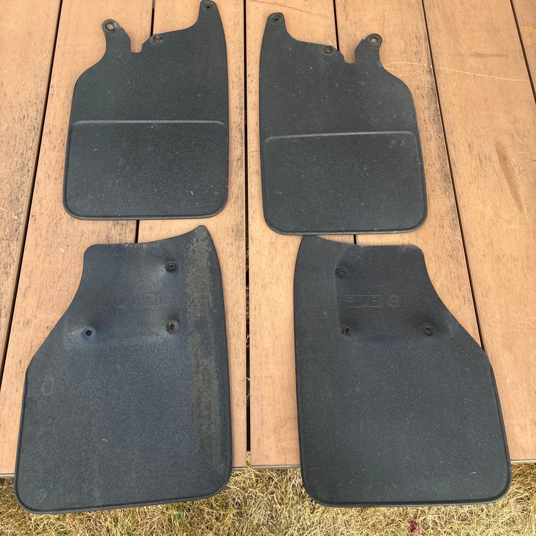 LN107 ハイラックス用 マッドガード マッドフラップ 前後4枚セット