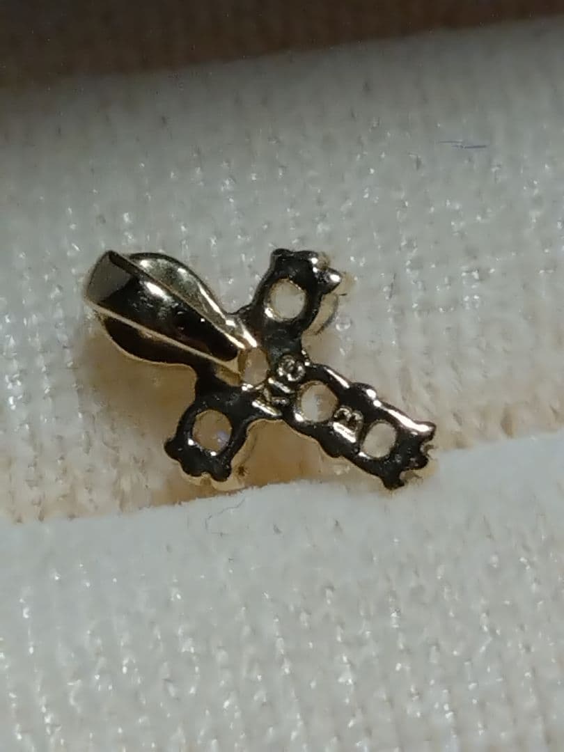 F*o様 K18　クロス　ストーン　ペンダントトップ　チャーム　ゴールド　18金