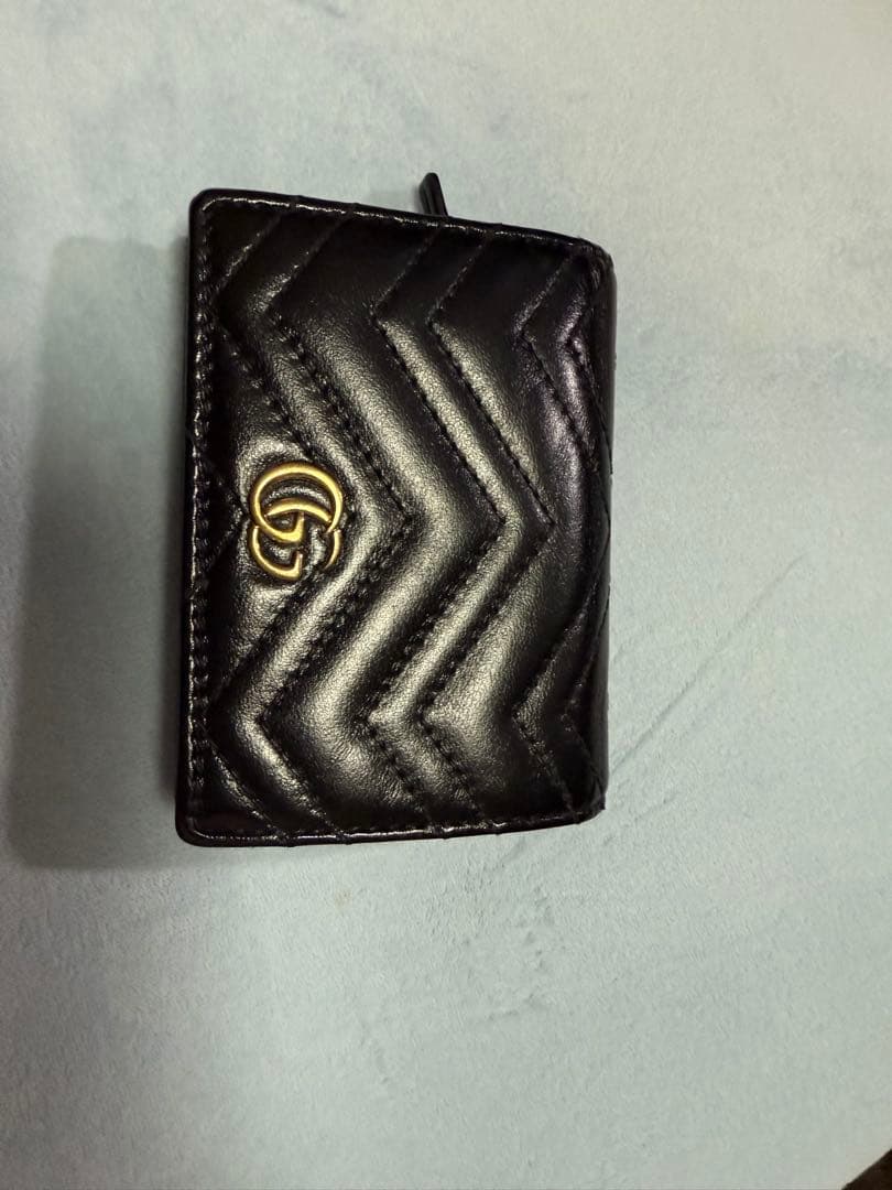 グッチ財布