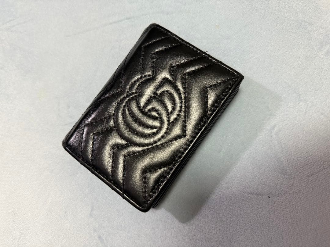 グッチ財布
