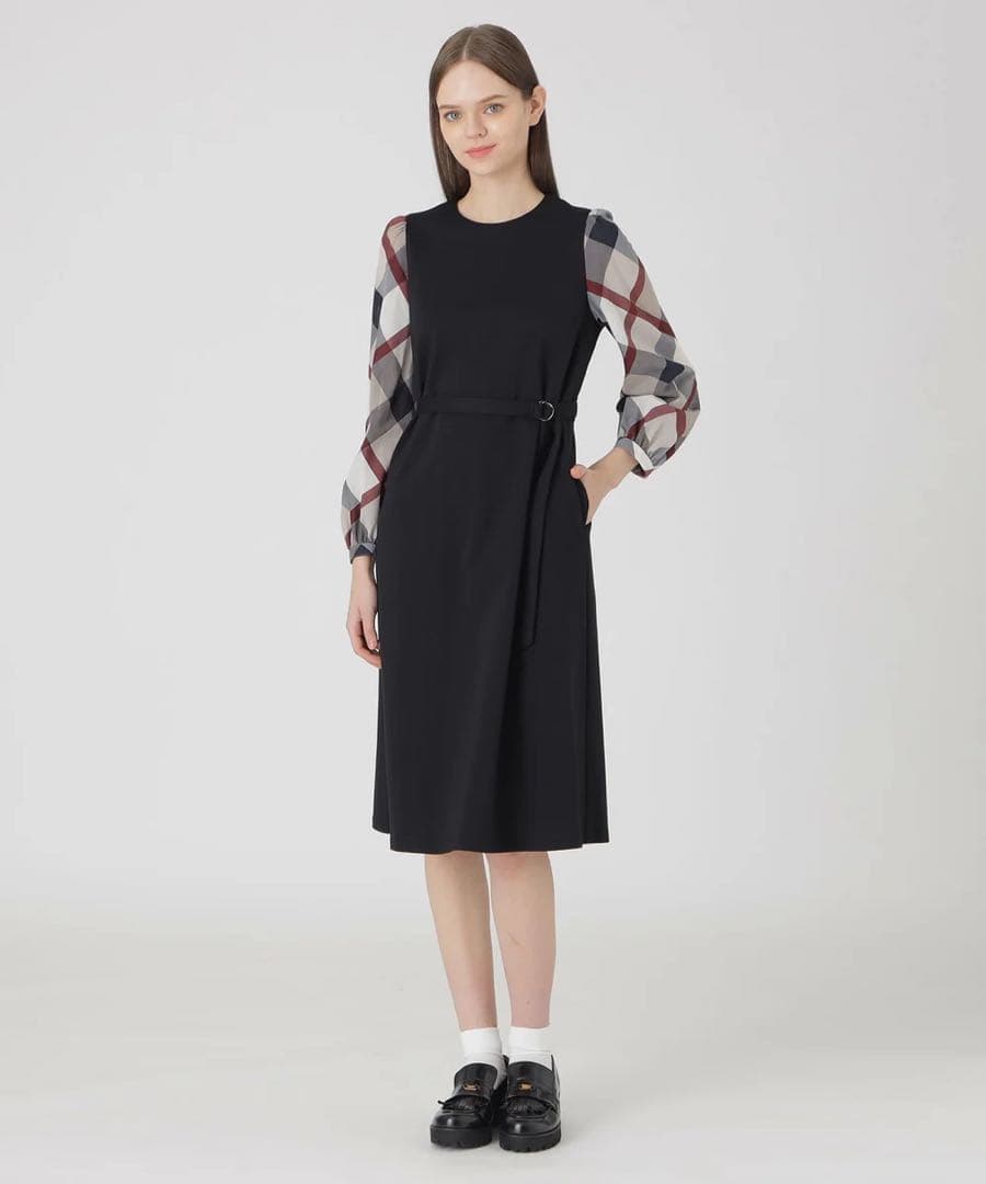 新品　ブルーレーベルクレストブリッジ　コンパクトライトポンチサックドレス３６