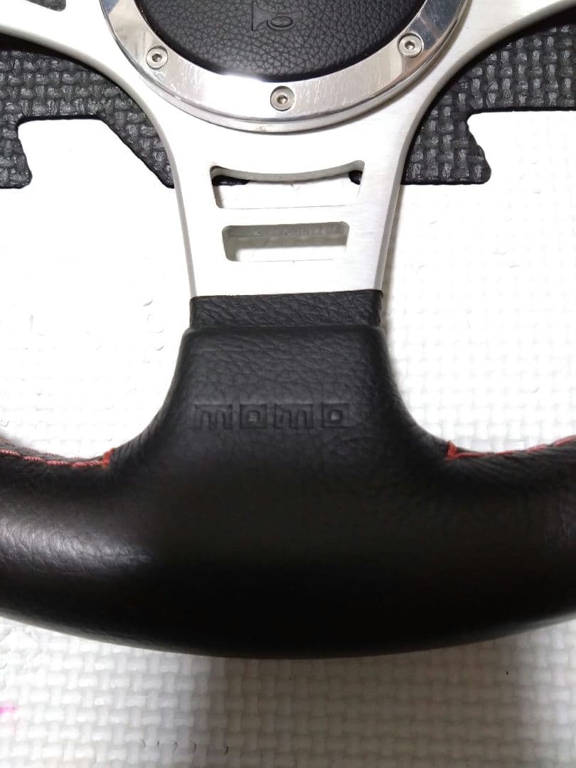 廃盤　限定　MOMO　ミレニアムスポルト　Ｚ３４で使用　Ｒ３５ ポルシェ　ＢＭＷ