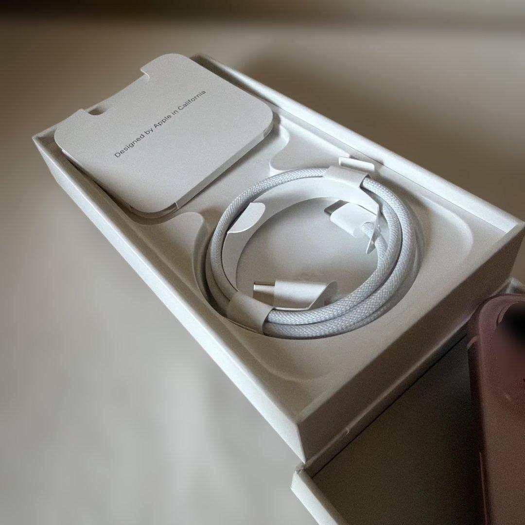 iPhone15 128GB おまけ付き　ピンク