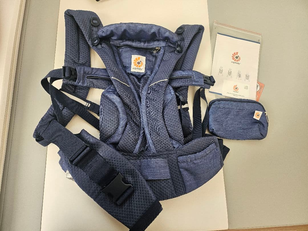 ergobaby OMNI breeze 抱っこ紐 ブルー　ほぼ新品